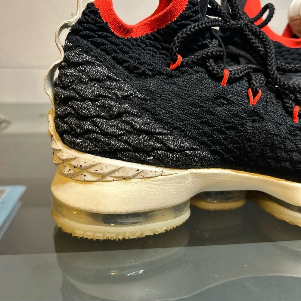 NIKE LEBRON 15 XV - BRIGHT CRIMSON WHITE BLACK